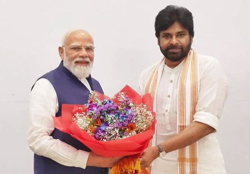 Modi Praises Pawan Role In Politics