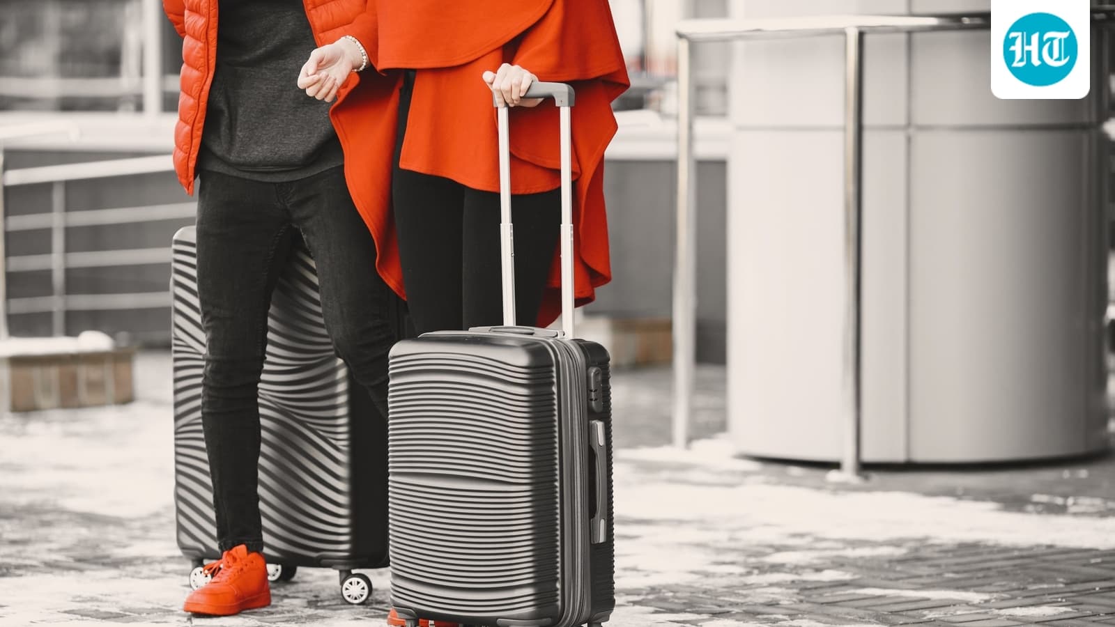 Before You Buy From Wheel Quality To Size And Material Here S What To Check Before Choosing A Trolley Bag